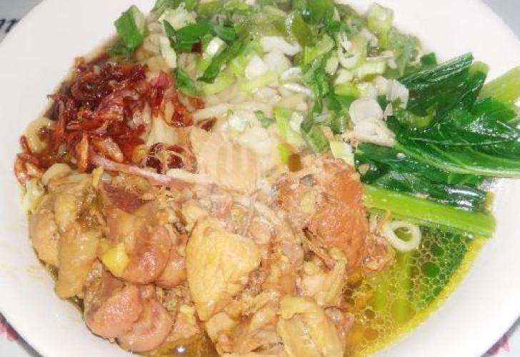 Mie Ayam Gligir: Rahasia Rasa yang Bikin Cilacap Tersenyum